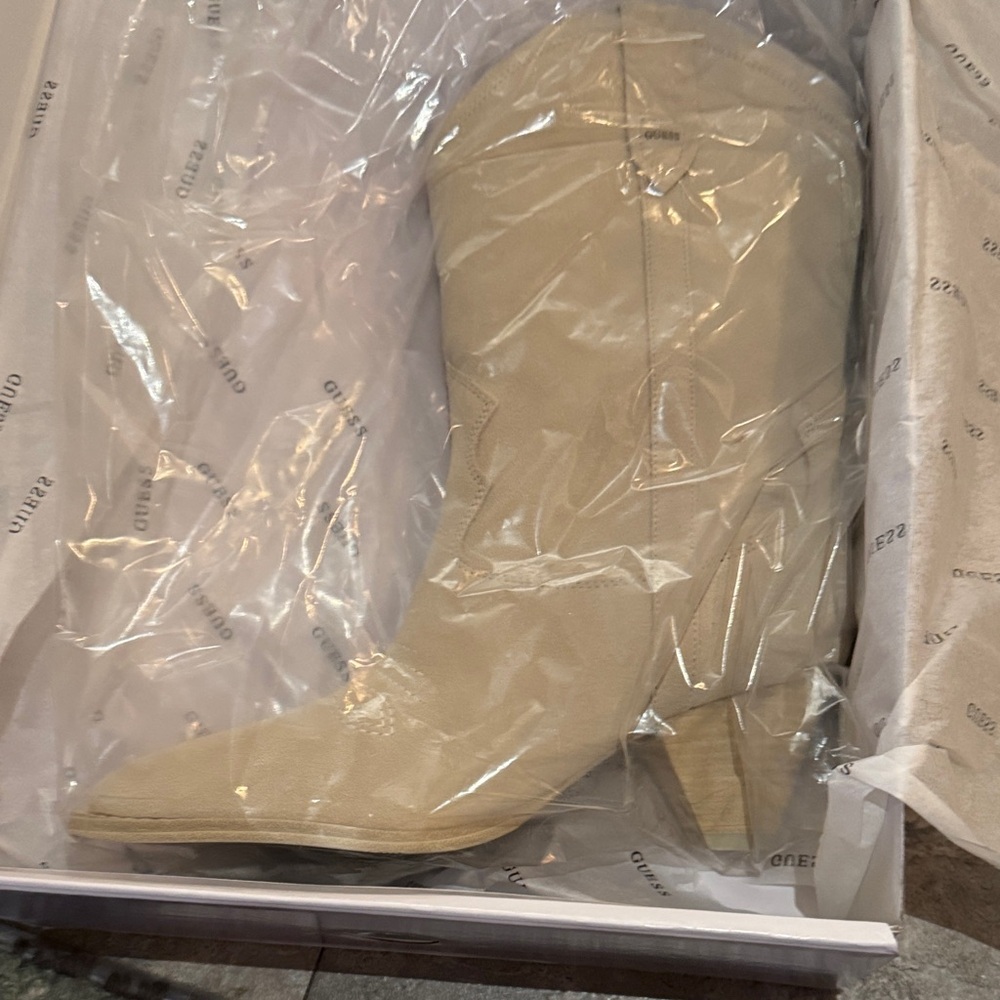 Guess Cream Heeled Boots